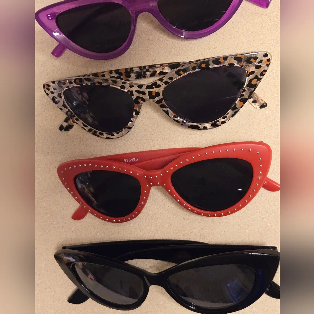 Stylish Cat-Eye Sunglasses Set Of 5 Purple, Black, Animal Print, Red